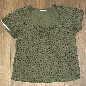 Maurices green floral top
